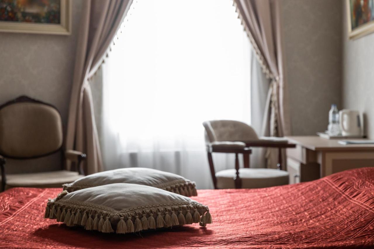 Hotel "Mandarin Clubhouse" Kharkiv Eksteriør bilde