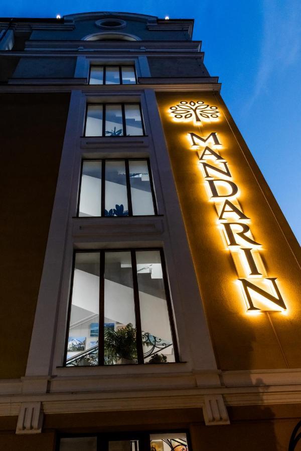 Hotel "Mandarin Clubhouse" Kharkiv Eksteriør bilde