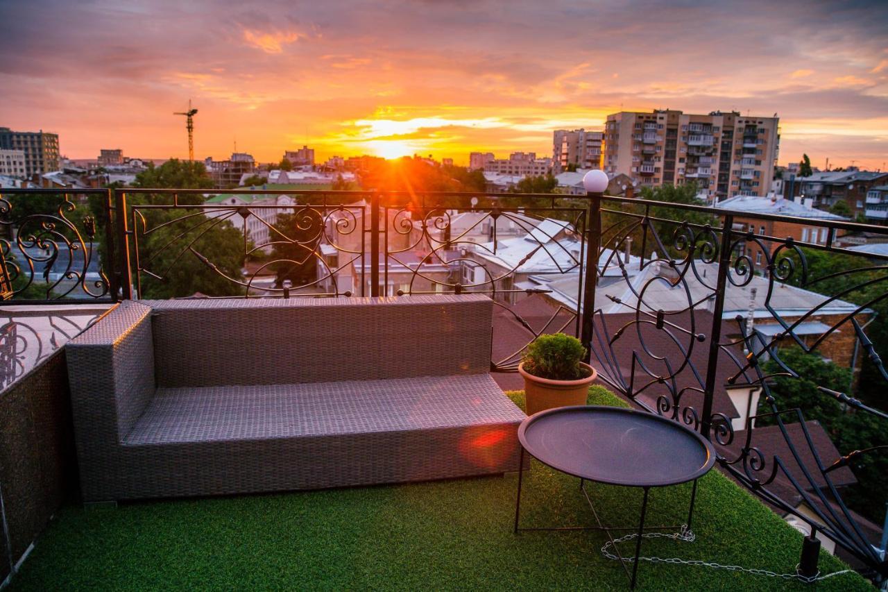 Hotel "Mandarin Clubhouse" Kharkiv Eksteriør bilde