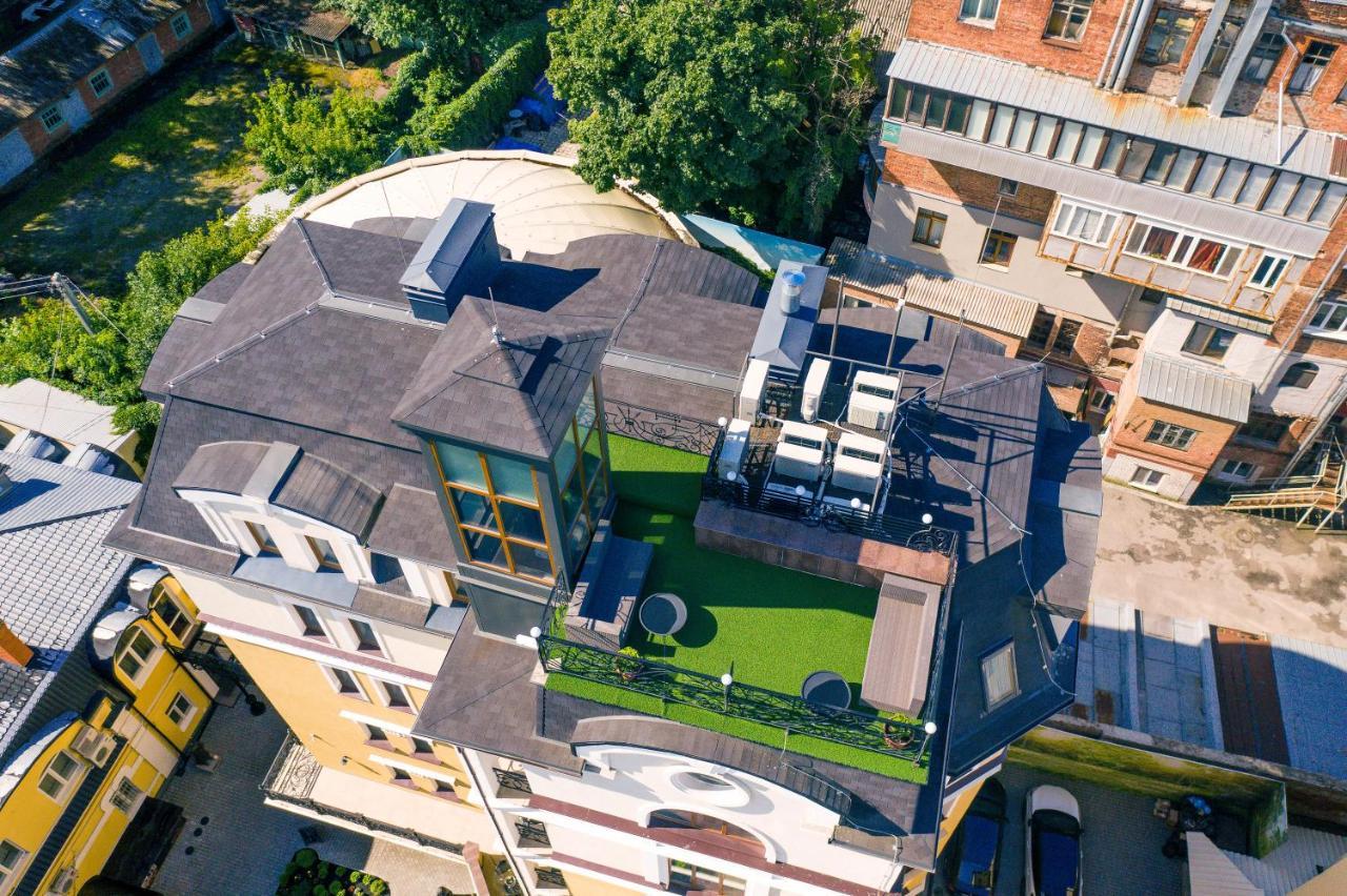 Hotel "Mandarin Clubhouse" Kharkiv Eksteriør bilde