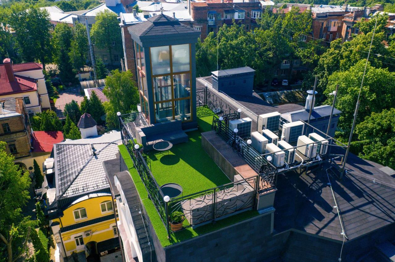 Hotel "Mandarin Clubhouse" Kharkiv Eksteriør bilde