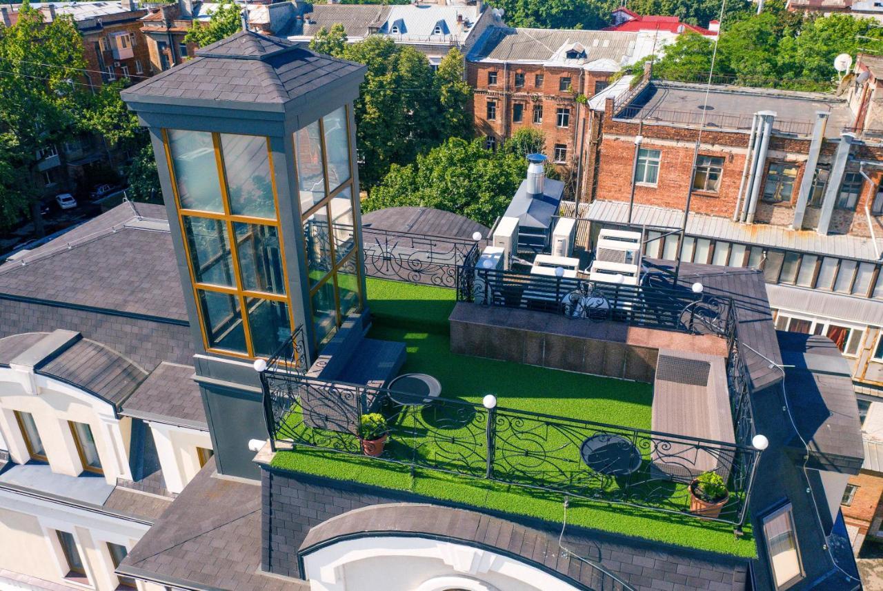 Hotel "Mandarin Clubhouse" Kharkiv Eksteriør bilde