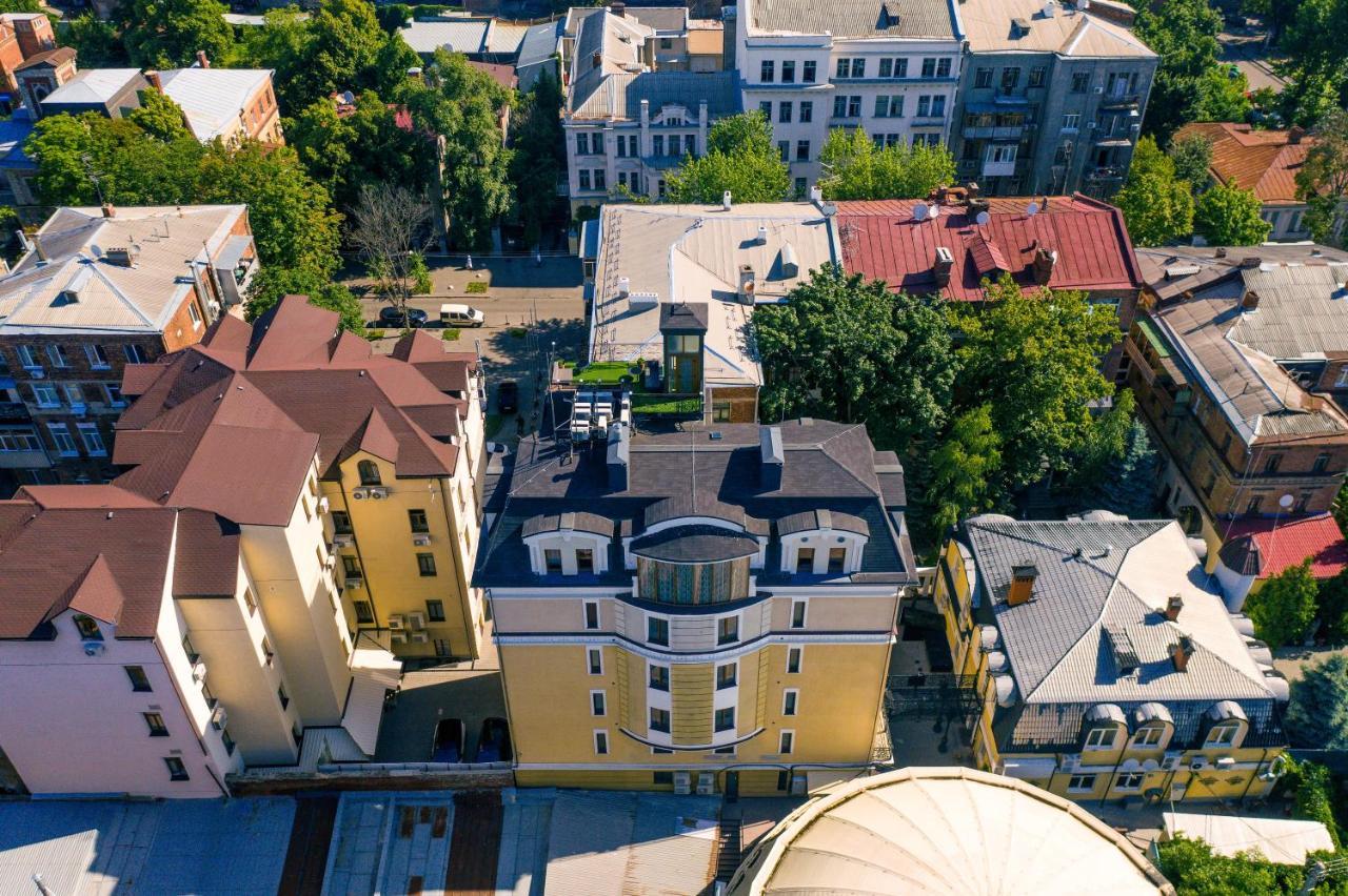 Hotel "Mandarin Clubhouse" Kharkiv Eksteriør bilde